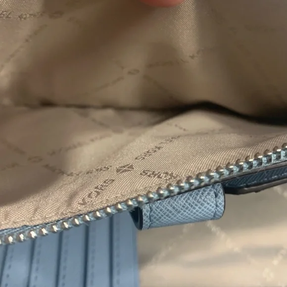 ✨NWOT Michael Kors double zipper wristlet wallet - Picture 5 of 8